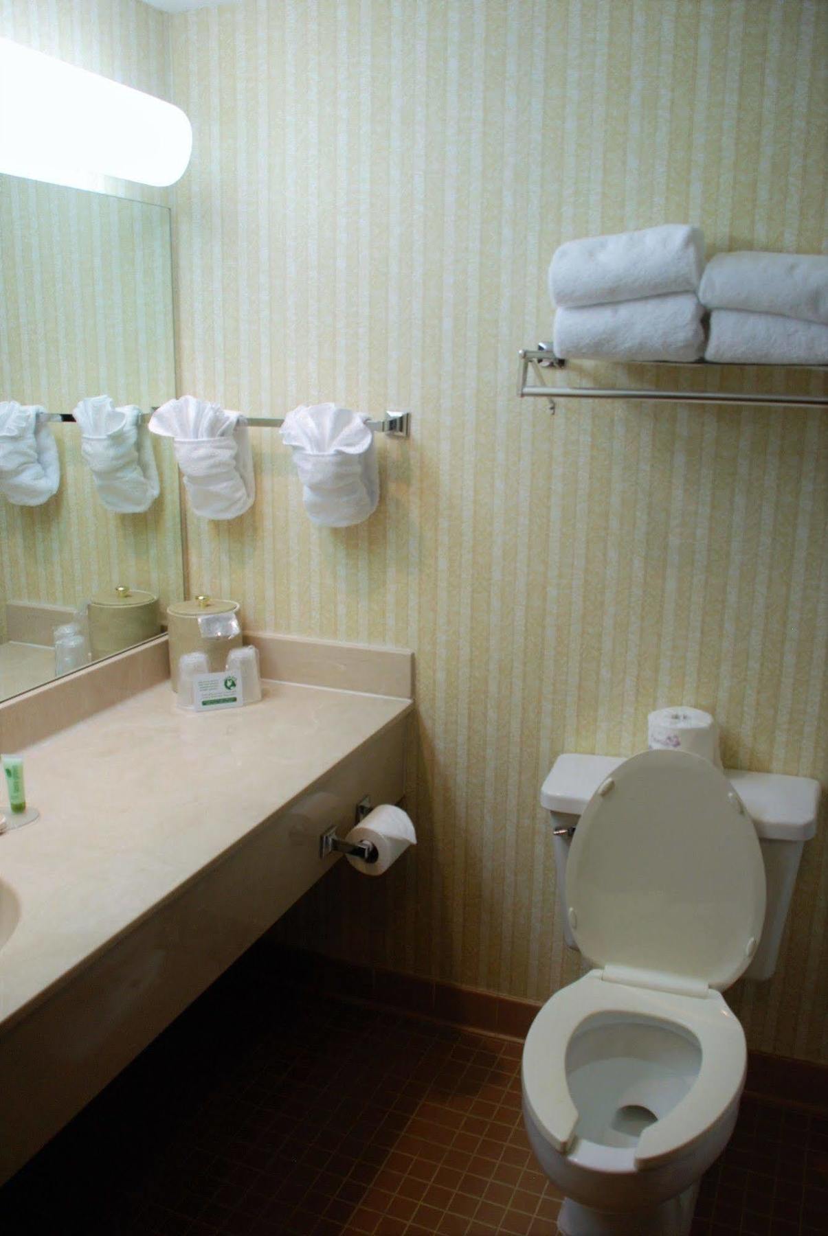 Doubletree By Hilton Clarksville Riverview Ngoại thất bức ảnh