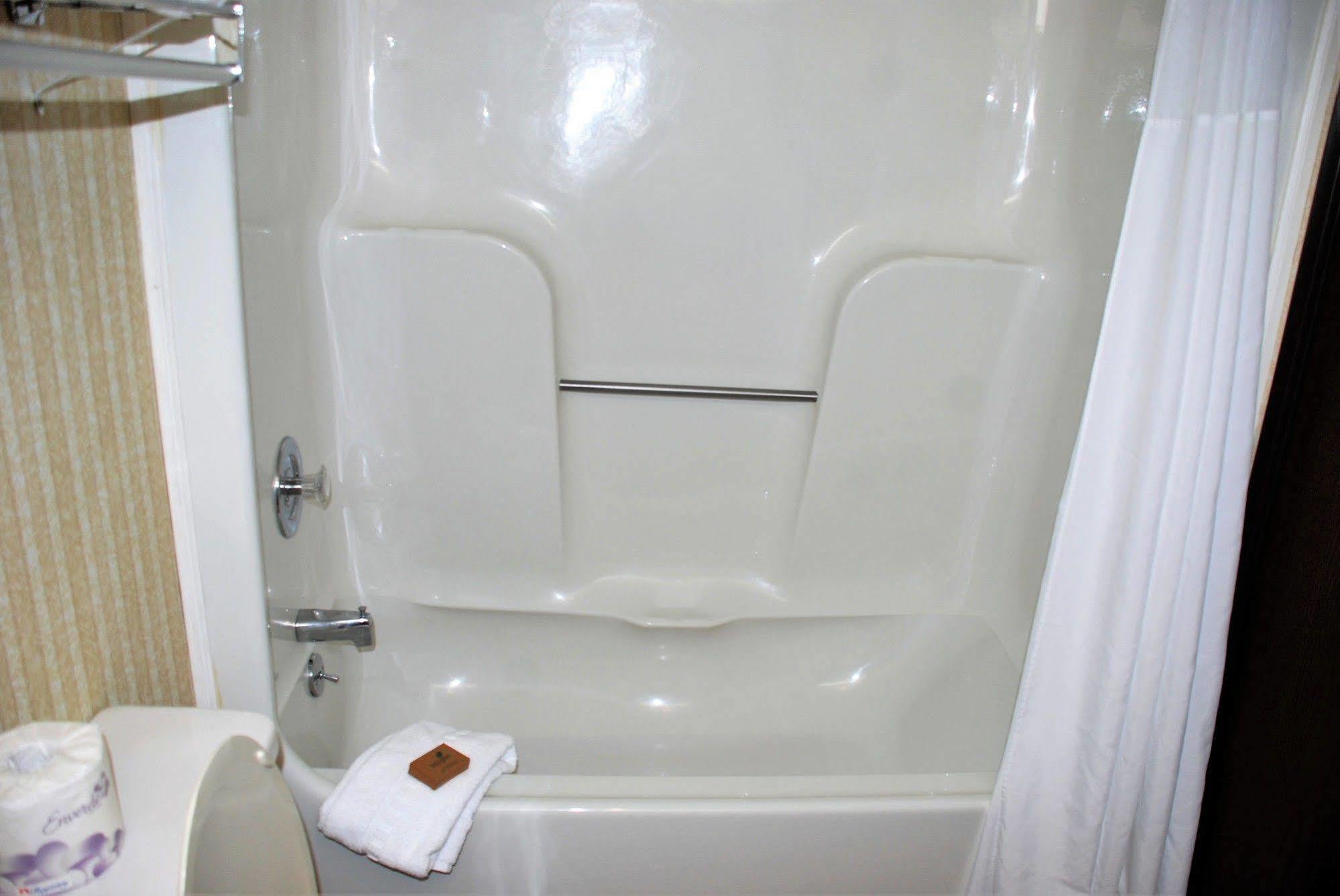 Doubletree By Hilton Clarksville Riverview Ngoại thất bức ảnh